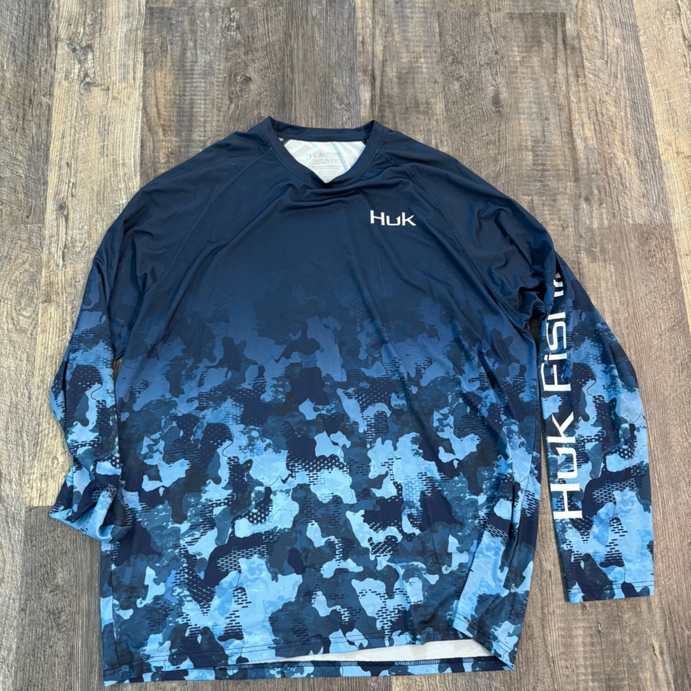 HUK fishing long sleeve camo